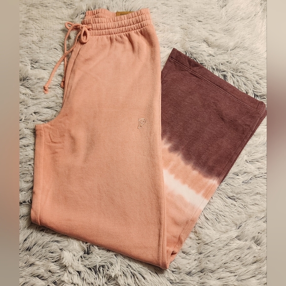 VS Pink High Waist Wide Leg Pants Sz S NWT Damsel Pink w/ Dip Dye Bottom - Picture 9 of 9